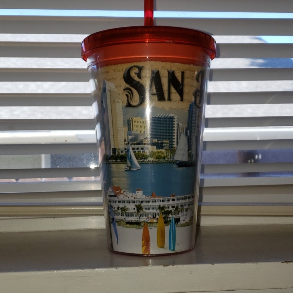 Cup - Picture 2 of 4